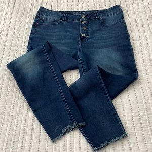 Maurices High Rise Everflex Button Fly Skinny Jeans 14 Short